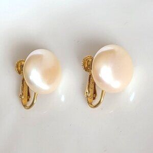 Vintage Marvella Round Screw Back Faux Pearl Gold Plated Statement Earrings